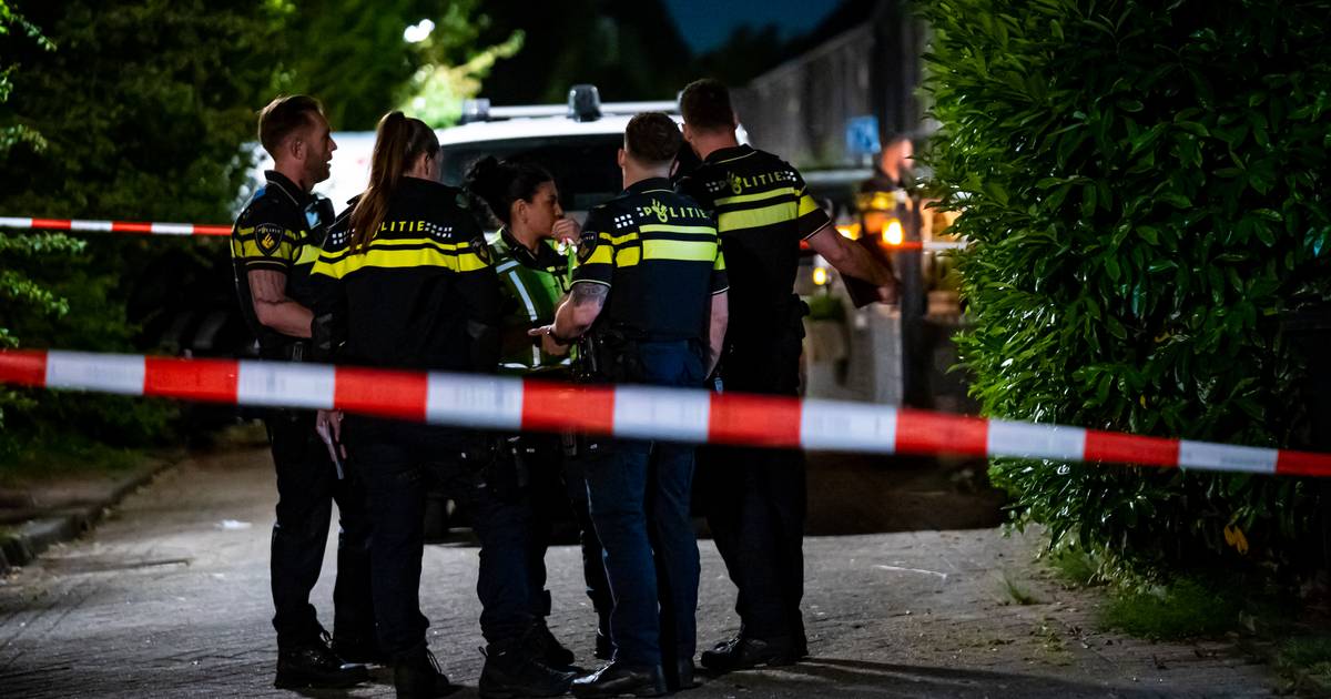 Politie zoekt getuigen van explosie bij woning in Eindhoven