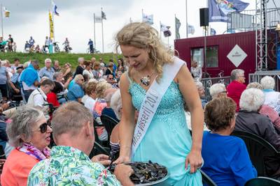 Dit is Miss Visserij 2019 (én officier bij de Koninklijke Marine): ‘Bru is tuus’