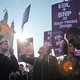 Britten onthalen Wilders met demonstratie