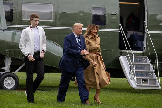 Barron Trump met zijn ouders in augustus.