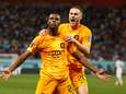 Uitblinkers Denzel Dumfries en Daley Blind leiden Oranje ten koste van VS naar kwartfinales WK
