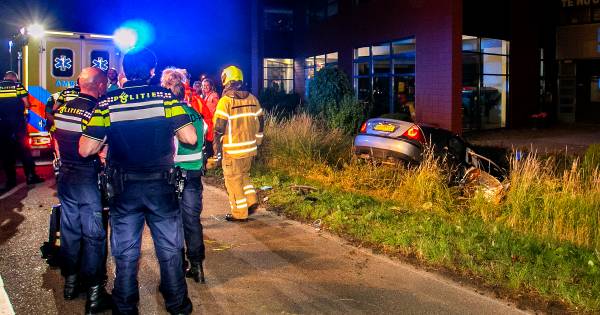 Dordtenaar (22) overlijdt aan verwondingen na ongeval in Bleskensgraaf.