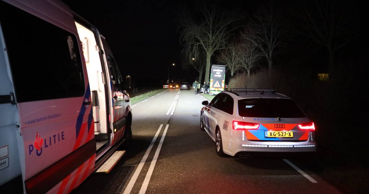 Voetganger overleden na verkeersongeluk in Woudrichem.