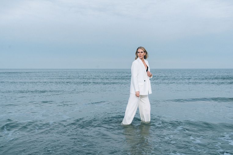 ‘Wanneer je als moeder je kind verliest, word je overmand door een enorm schuldgevoel. Het gevoel dat je hebt gefaald. Naar je zonen toe, maar ook naar jezelf.’
 Beeld Rebecca Fertinel