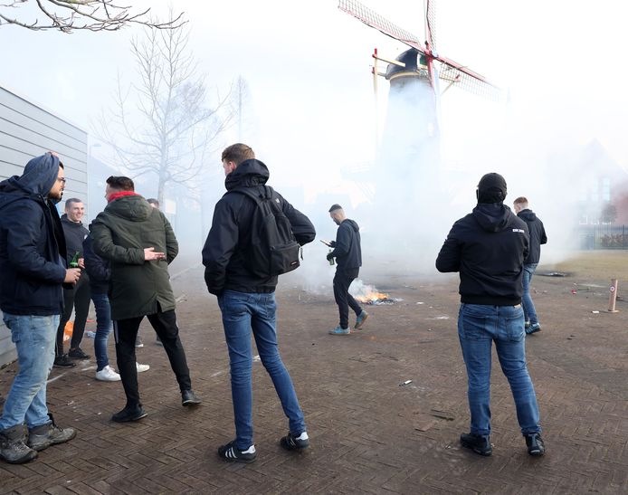 Bij de molen was het gelijk al gezellig.