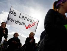 Onderwijsvakbonden eisen opnieuw beter salaris en dreigen met staking
