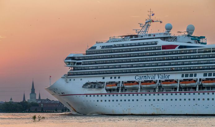 Het cruiseschip Carnival Valor op archiefbeeld uit 2020.