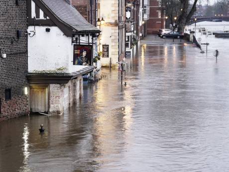 Hevige winterstormen in Verenigd Koninkrijk en Ierland waren natter door klimaatverandering
