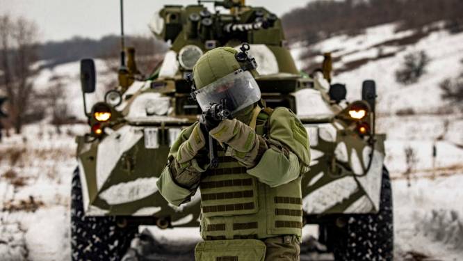 Russische officier onthult waarom hij alles op het spel zette om te stoppen met Poetins oorlog