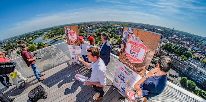 Kortrijk mag op zaterdag 30 november met Caps Urban Cross Kortrijk een internationale topveldrit verwelkomen.
