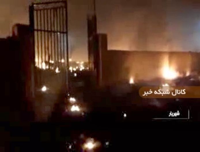 Capture d’écran de l’incendie après le crash d’un Boeing ukrainien en Iran (Photo by - / IRINN / AFP)
