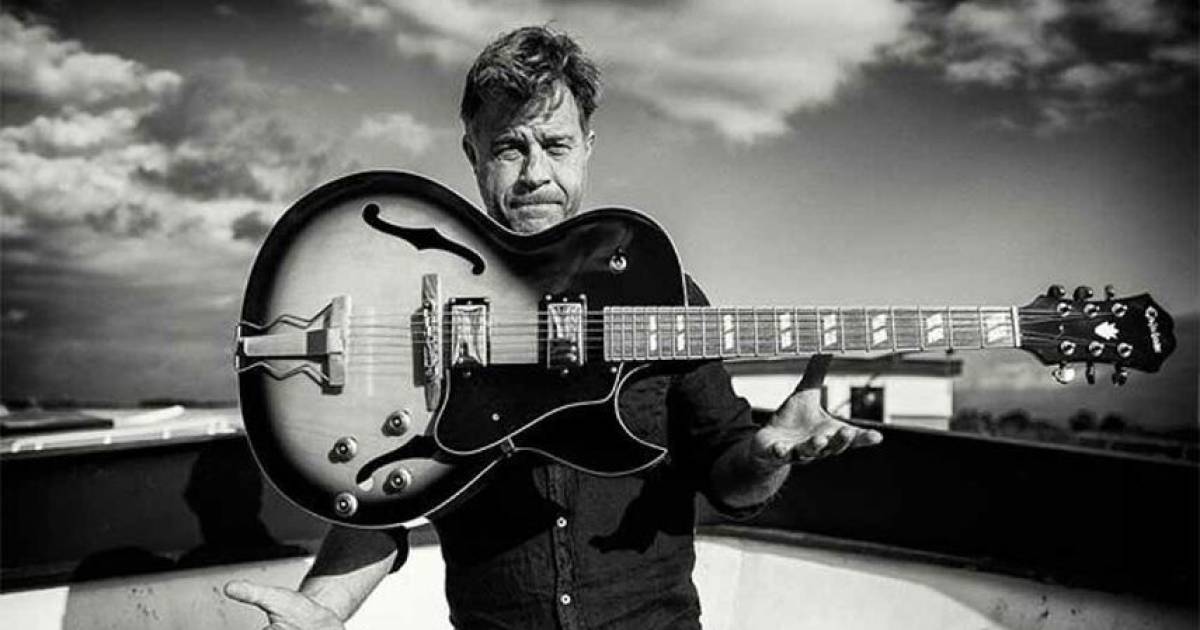 Woord & Worstenbrood: nieuw 'luisterliedjesfestival' op kermisterrein Vessem - Eindhovens Dagblad