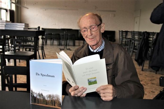 Paul Baekeland in april 2019 bij de persvoorstelling van zijn laatste roman en dichtbundel.