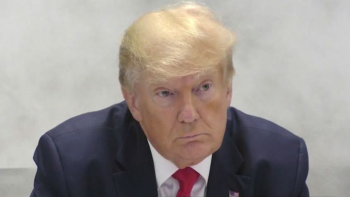L'ancien président américain, Donald Trump, est visé par une enquête de soupçons de fraudes financières et fiscales au sein du groupe familial Trump Organization.