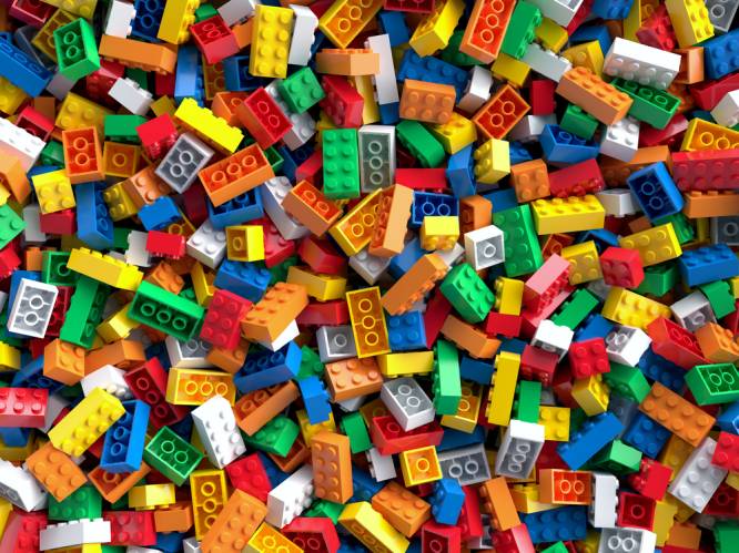 TIME maakt met 3,4 biljard LEGO-blokjes een pijnlijke realiteit duidelijk