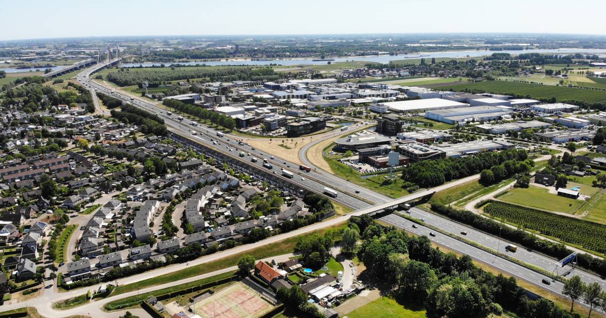 Raad gooit 'kont tegen de krib' over verbredingsplan A2 en wil zelf meepraten met het Rijk - De Geld