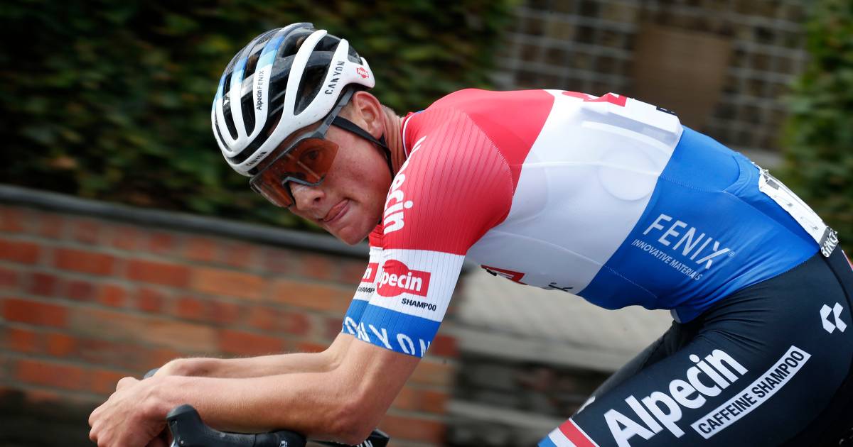 Van Der Poel Na Indrukwekkende Solo Klaar Voor Het Duel Met Van Aert Wielrennen Ad Nl