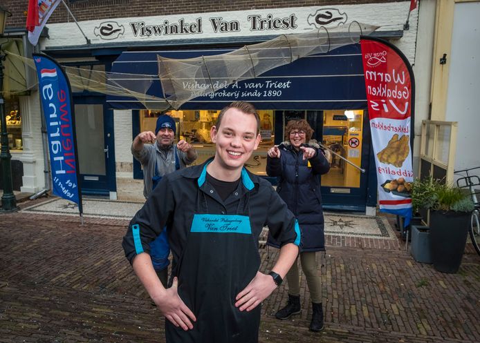 Albert (17) nog op school, maar heeft in de van Elburg straks wel zijn eigen viswinkel | Elburg | destentor.nl