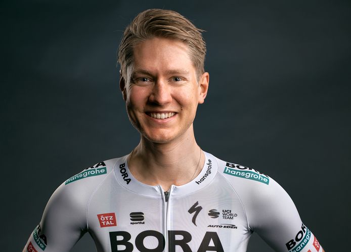 De 33-años 185 cm de altura Wilco Kelderman en 2024 foto