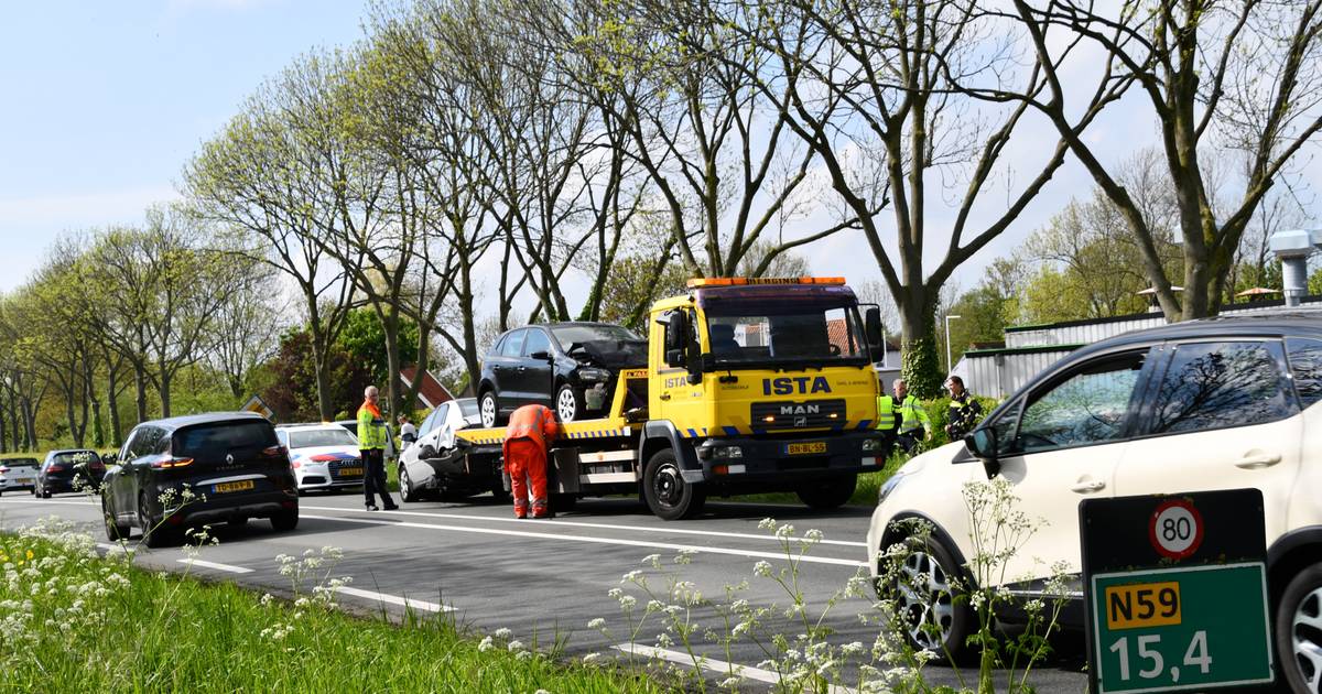 Kettingbotsing op N57 bij Zierikzee.