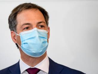 Premier De Croo: "Onaanvaardbaar dat iemand op de OCAD-lijst actief is bij Defensie en toegang krijgt tot wapens”