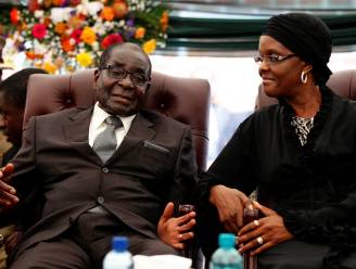 "Gouden handdruk van 10 miljoen voor Mugabe"
