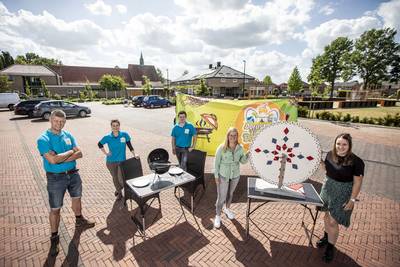 Dorpsfeest Noord Deurningen, allemaal apart maar toch samen
