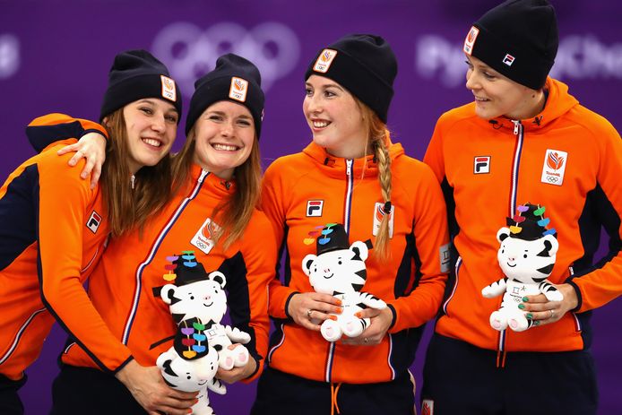 De Nederlandse relay-ploeg pakte olympisch brons in het shorttrack.