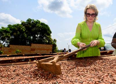 Les images de la visite de la reine Mathilde en Côte d’Ivoire