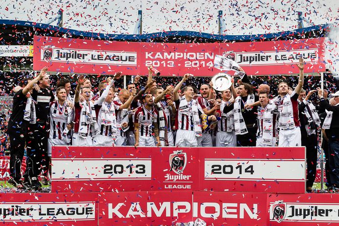 Willem II krijgt de kampioensschaal, na de Jupiler League-titel in 2014. Precies tien jaar later kan het wederom feest zijn.