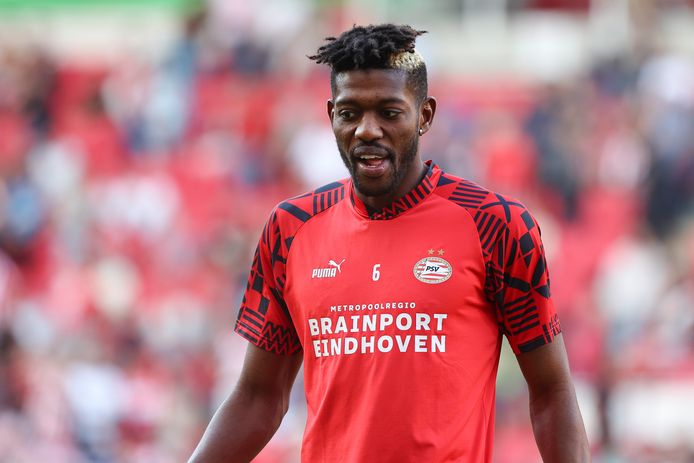 Ibrahim Sangaré bleef 90 minuten op de bank bij PSV.