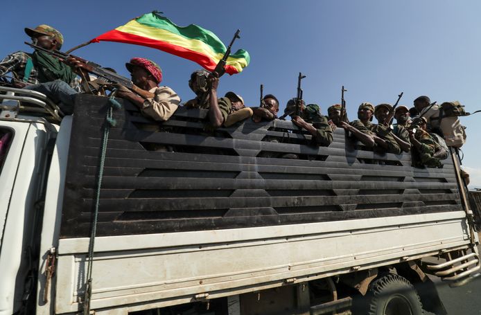 Leden van een militie uit de regio Amhara schieten het nationale leger te hulp in hun strijd tegen rebellen in Tigray.