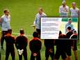 Oranje-selectie zwaait Koeman uit: 'We zijn hem heel erg dankbaar’