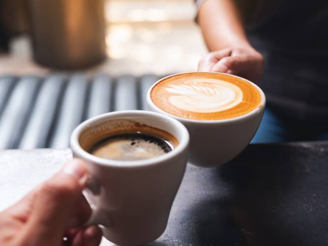 Wat doet die kop koffie 's ochtends eigenlijk echt met ons? Neuroloog legt uit: “Verrassend nieuw onderzoek”