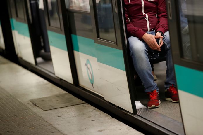 Métro de Paris, archive d’illustration