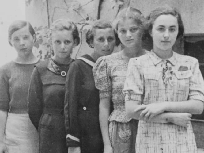 Het vergeten verhaal van het eerste Joodse transport naar Auschwitz: 999 onschuldige meisjes werden met een smoes in de val gelokt