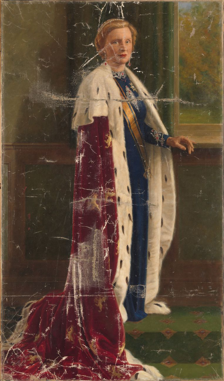 State portrait painted by Henricus Nol, 1951. Statue Rijksmuseum