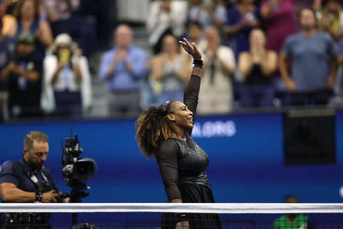 Serena Williams festeggia la sua vittoria.