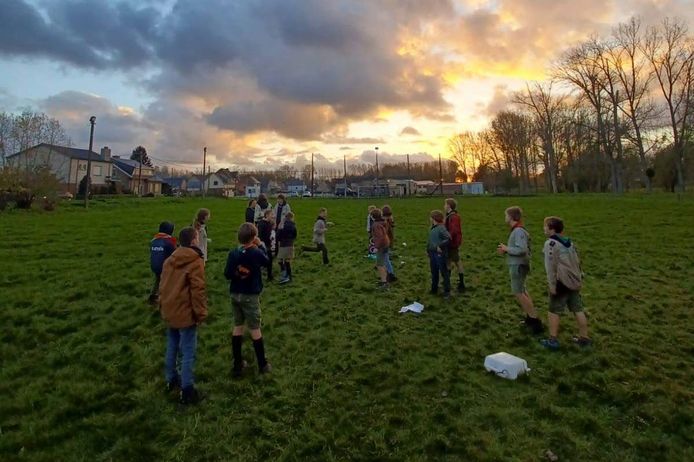 Gewezen voetbalterrein KFCO Burst wordt vaste stek Scouts Kievit: “Zo ...