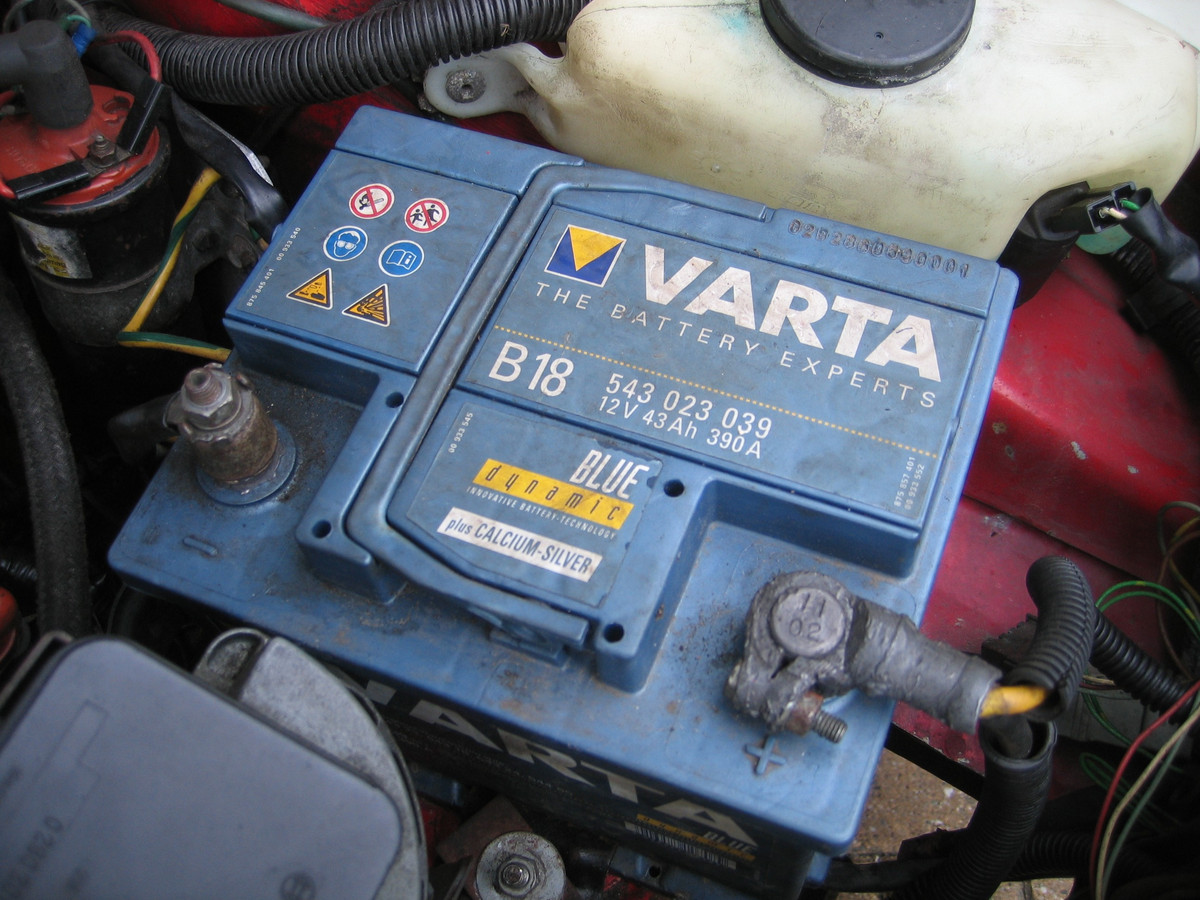 ‘Is al die elektronica in een auto slecht voor de accu?’ Foto bd.nl