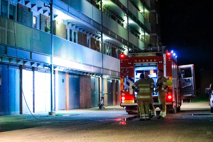 Rond 00:30 vannacht moest de brandweer ter plaatse komen voor een keukenbrand aan de Sperwerhorst in Amersfoort.