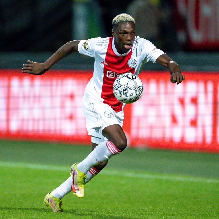 Mohamed Daramy tijdens de wedstrijd Fortuna Sittard - Ajax. Beeld ProShots/Marcel van Dorst