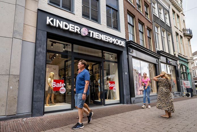 En weer verhuist Gabbertje naar een nieuwe plek Je leert steeds beter onderhandelen Arnhem gelderlander