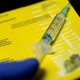 Run op geel boekje als coronavaccinatiebewijs – maar of iemand er iets aan heeft is onduidelijk