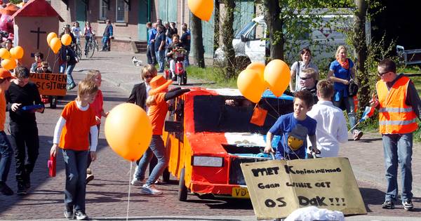 Koningsdag Soerendonk met kinderspelen bij Den Donck