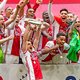 Veel ploegen vielen tegen in dit rare voetbalseizoen, trouwe supporters zijn de ware uitblinkers