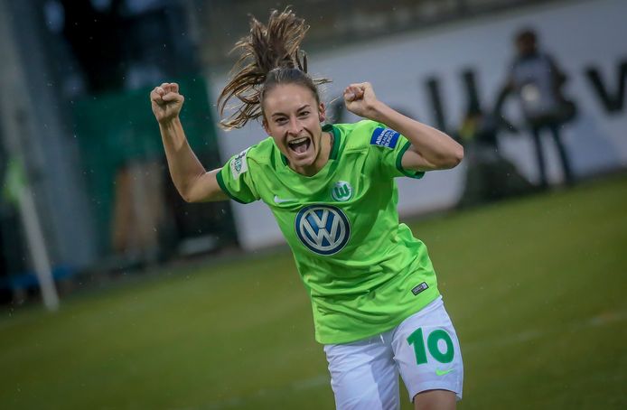 Tessa Wullaert is een vaste waarde bij Wolfsburg, maar haar contract loopt er af.