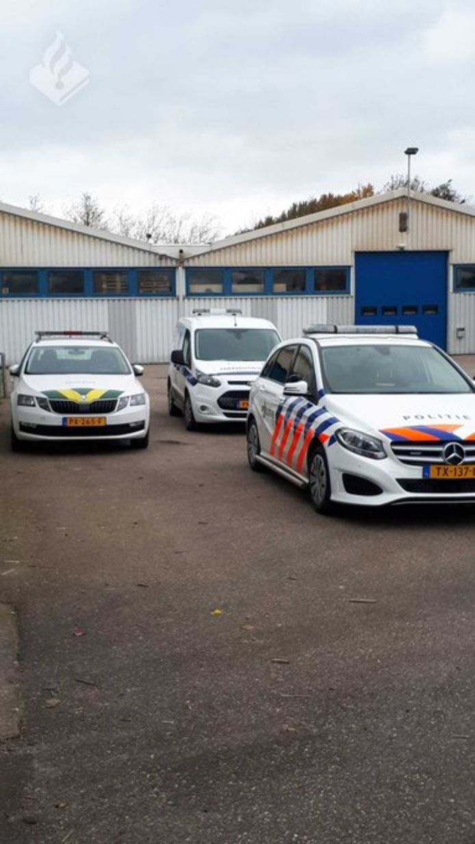 9 miljoen illegale sigaretten gevonden in Klundert; voor 1,5 miljoen