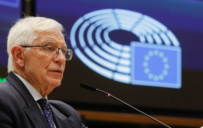Joseph Borrell ging in op de crisis aan de grens tussen Polen en Belarus