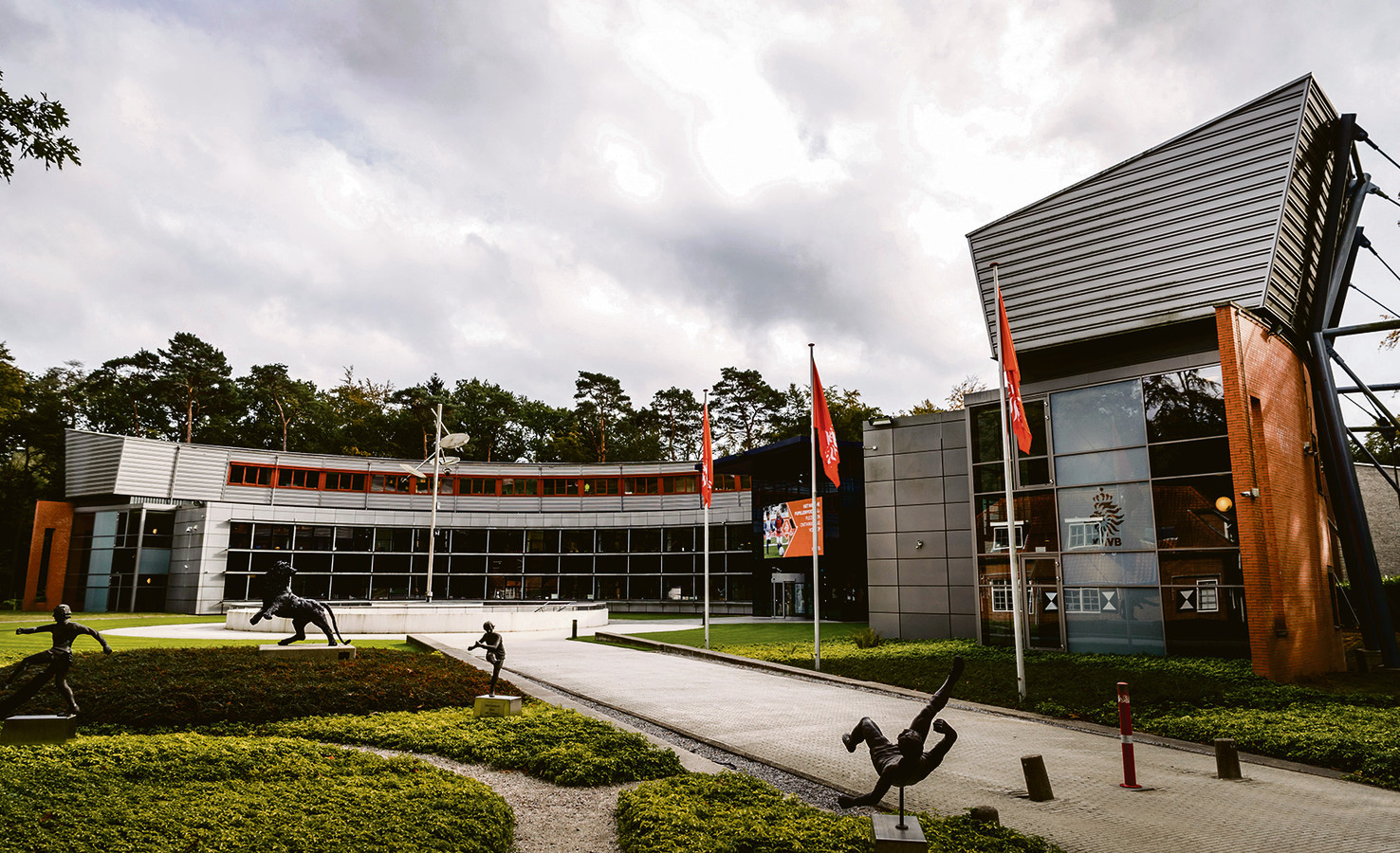 KNVB biedt Zeist aan om tijdelijk vluchtelingen op te vangen op eigen Campus Foto AD.nl